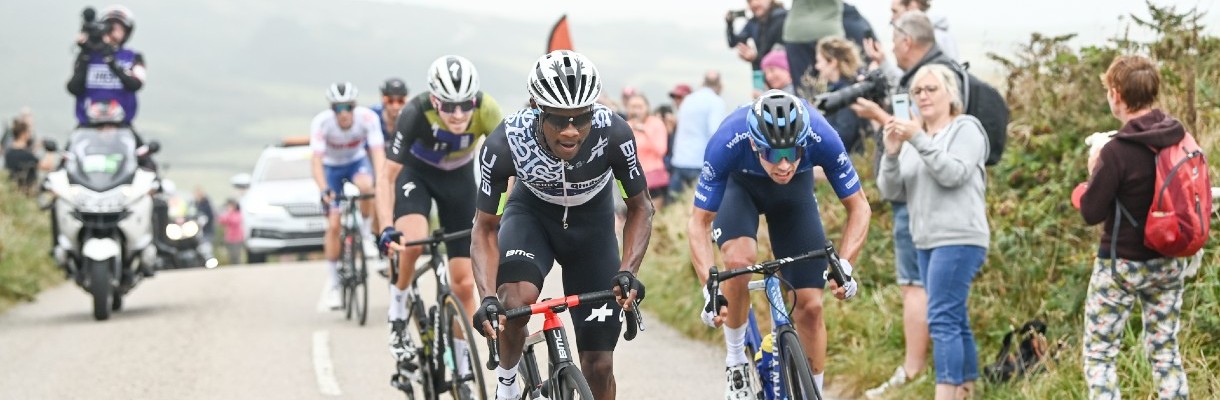 Nic Dlamini riding in Tour of Britain 2021